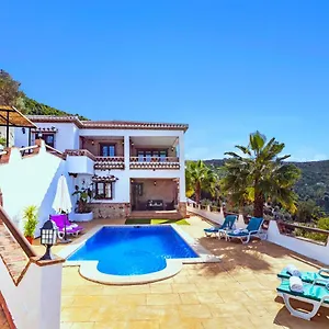 Holiday El Encinar Alcaucin